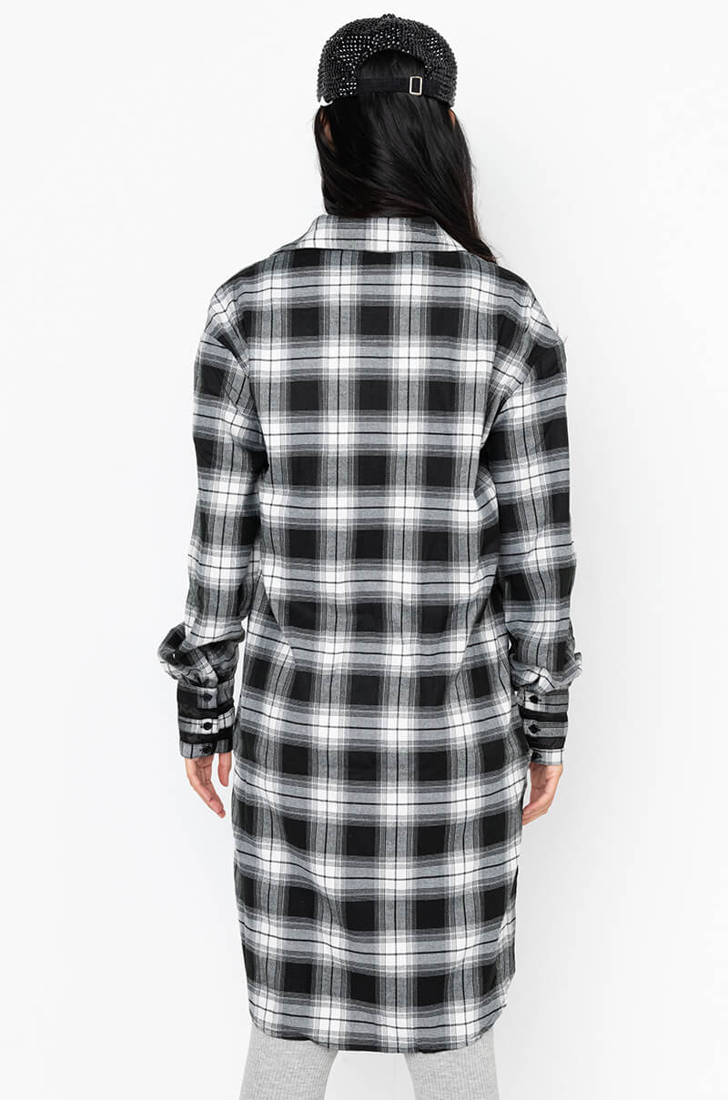 DOIN' IT RIGHT BUTTON UP PLAID DRESS