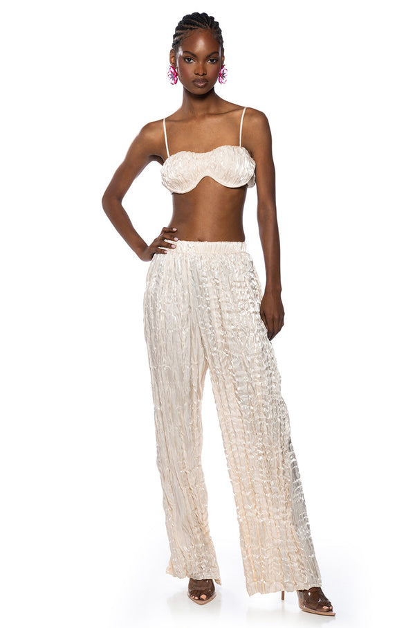 DREAM ABOUT YOU TEXTURED CROP TOP
