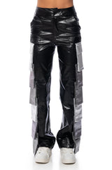 DYNAMITE MULTI POCKET PANTS