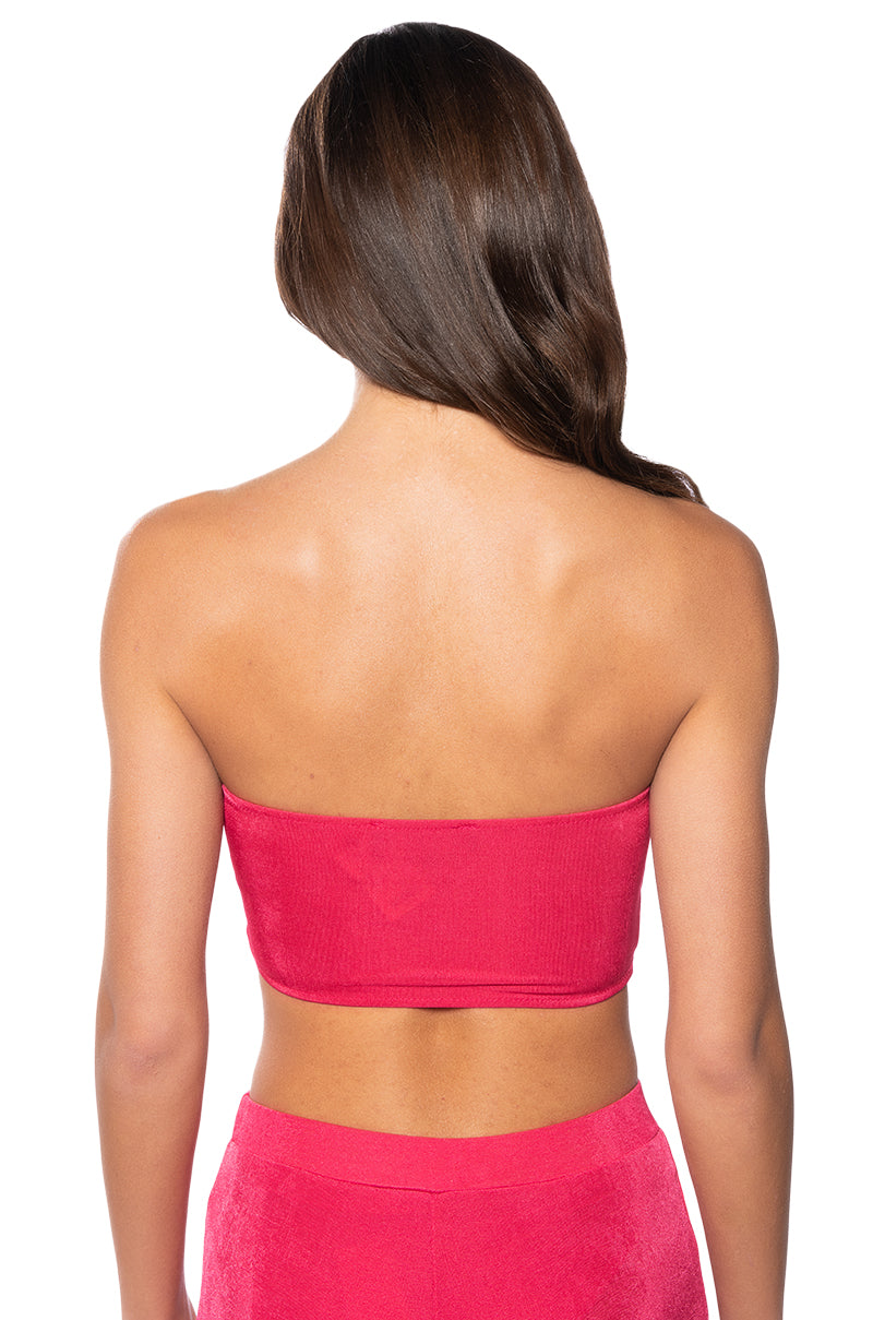 EASY TO WEAR BANDEAU TOP