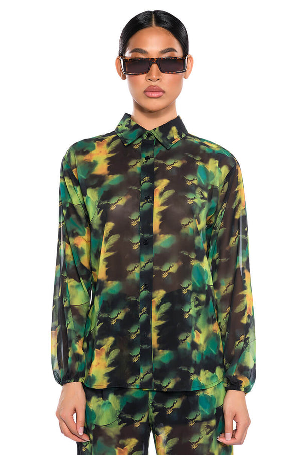 ESCAPE THE ORDINARY PRINTED BUTTON DOWN BLOUSE