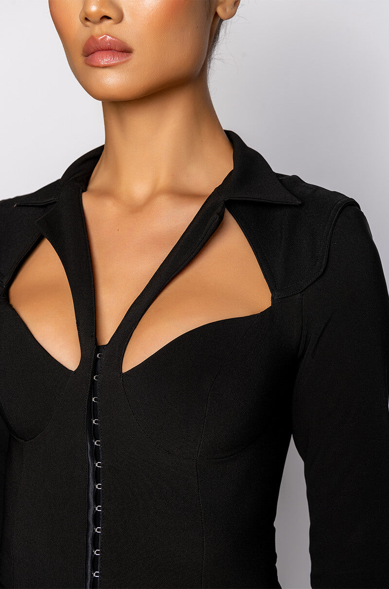 FAN BEHAVIOR CUTOUT LONG SLEEVE CORSET BLOUSE