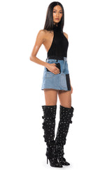 FEELIN SPICY FEATHER HALTER TOP