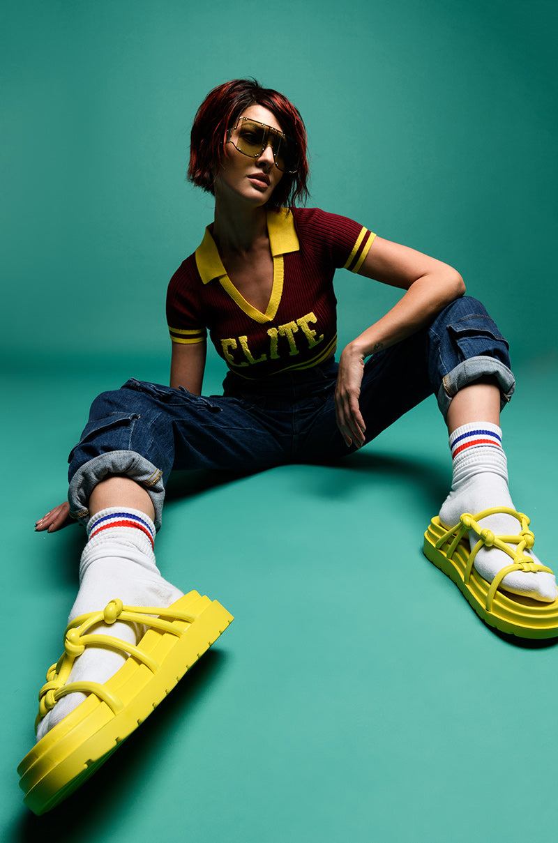 FIRE UP SHORT SLEEVE SWEATER