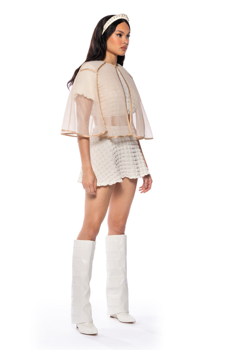 FIT FOR A QUEEN MESH CAPE