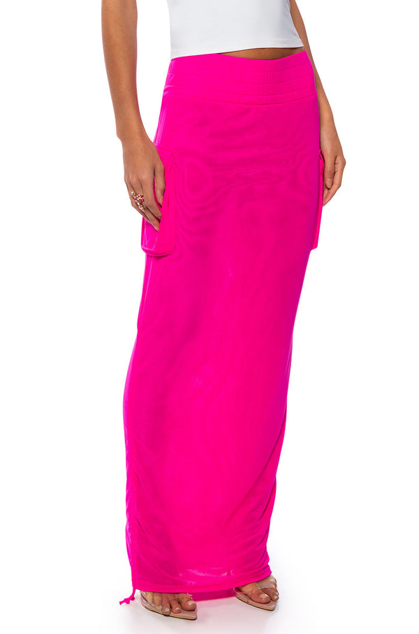 FOLLOW ME ADJUSTABLE DOUBLE MESH CARGO SKIRT IN PINK