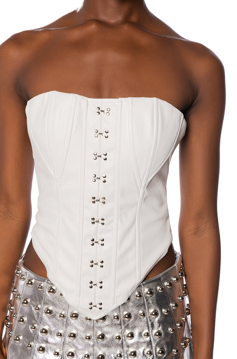 FREE SPIRIT STRUCTURED CORSET TOP IN WHITE