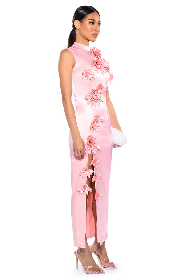 GENEVIEVE FLORAL MAXI DRESS WITH SLIT