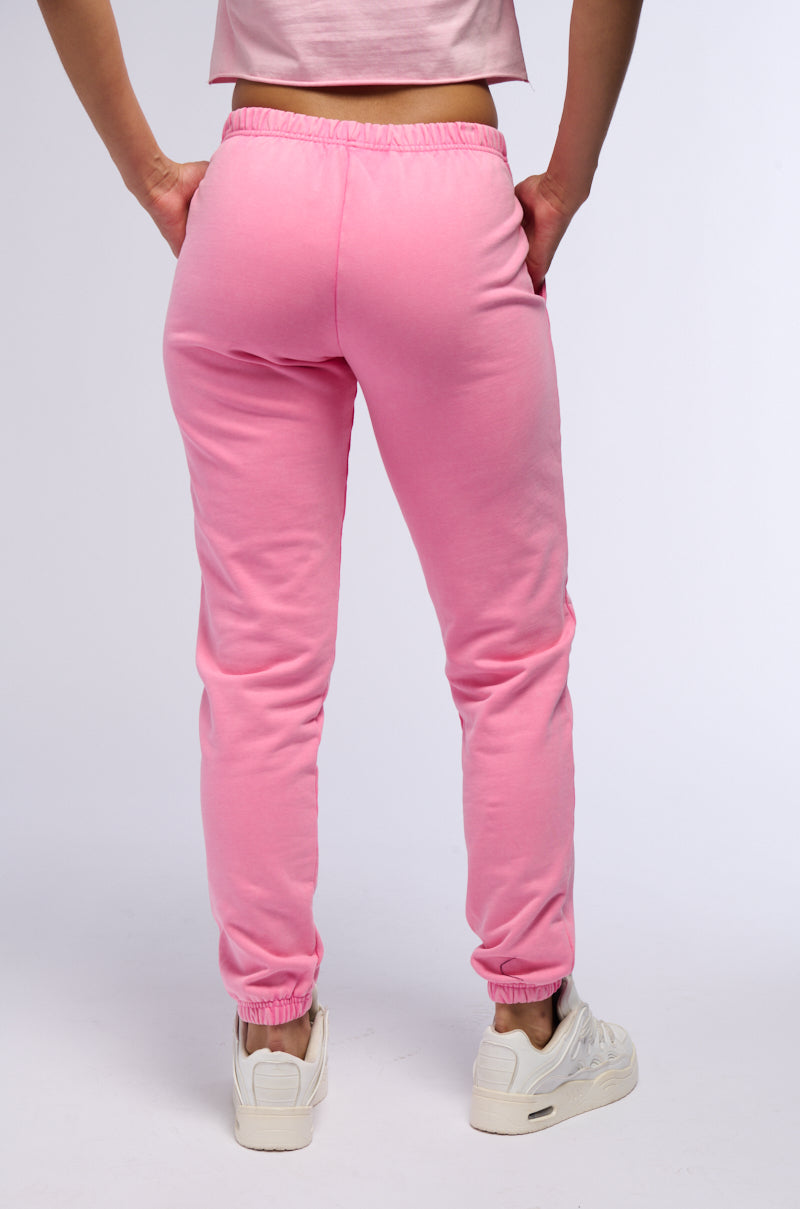 GIRLS NEED LOVE TOO LOW RISE JOGGER IN PINK