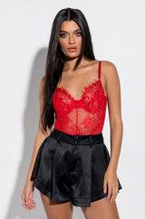 GISELE LACE CUP BODYSUIT