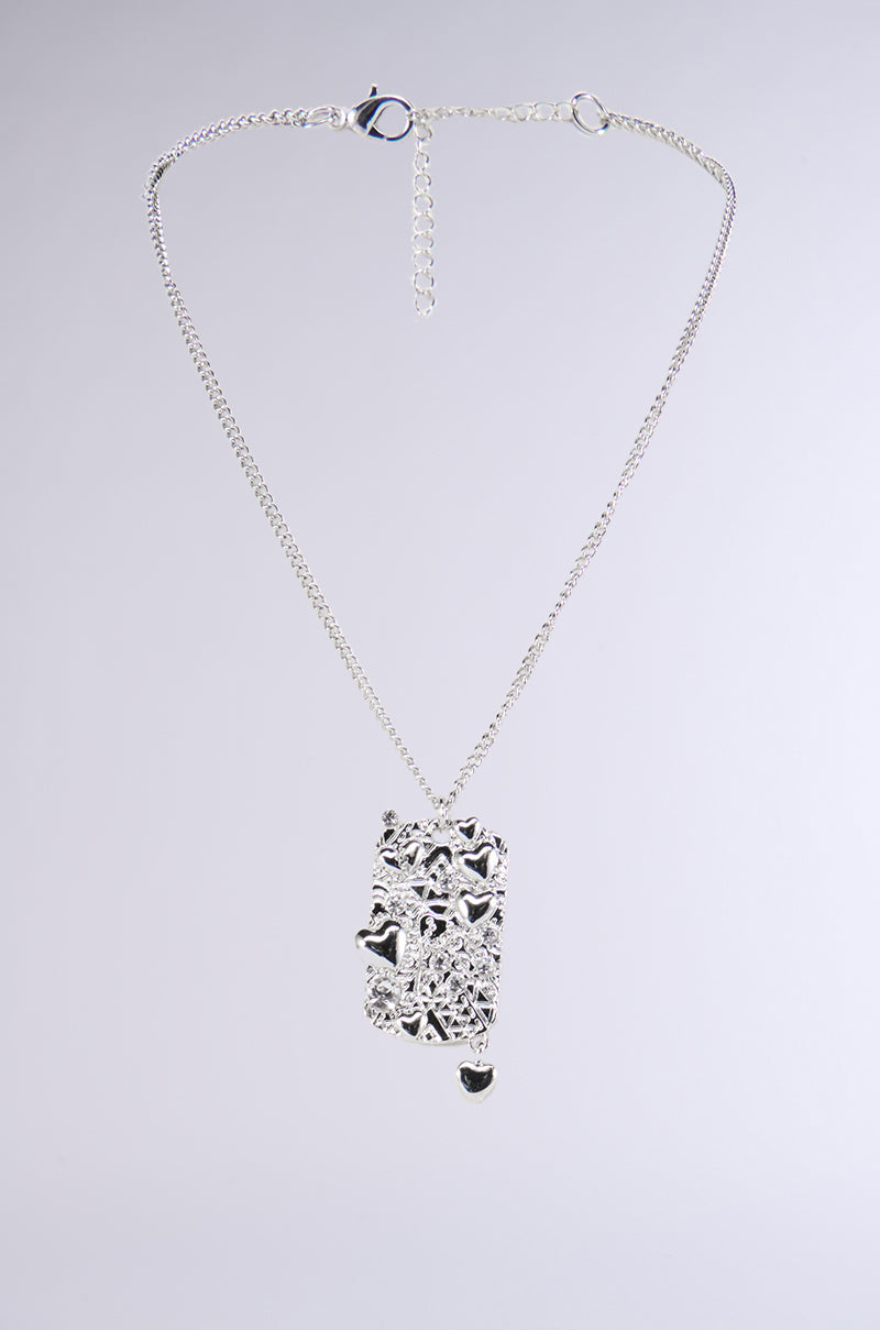 GIVING DOLCE DOG TAG NECKLACE