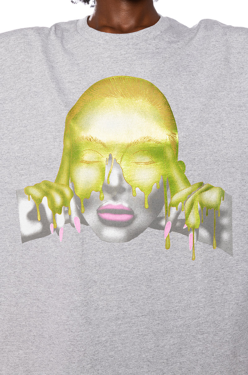 MELTIN MY FACE GRAPHIC TEE