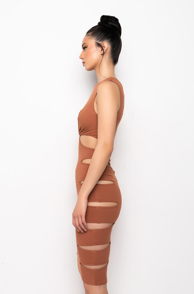 GOOD INTENTIONS MIDI DRESS WITH WAIST CUTOUTS