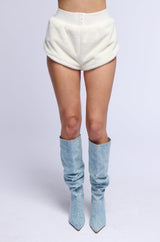 GOT MY FUR ON MINI SHORT