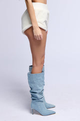 GOT MY FUR ON MINI SHORT