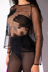 HANDS ON ME MESH TOP