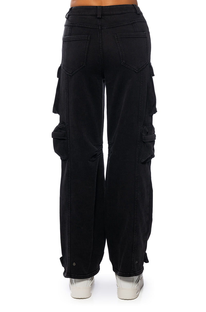 HURRICANE SLOUCHY CARGO SWEATPANT