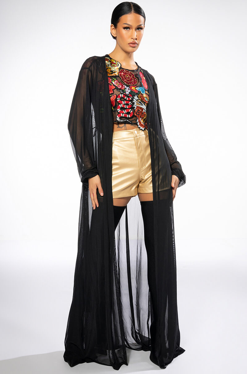 INKED SLEEVELESS SEQUIN APPLIQUE CROP TOP