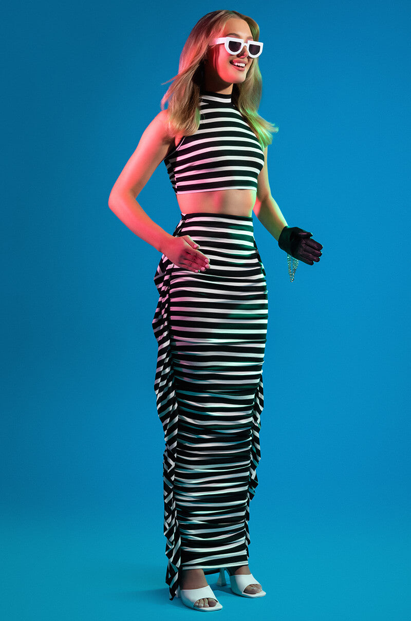 IRIS CROP TOP
