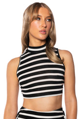 IRIS CROP TOP