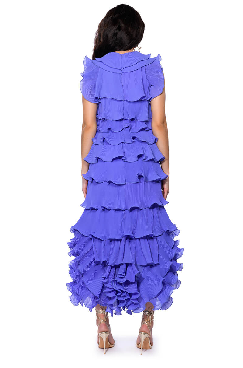 IT'S GIVING FLUTED MAXI DRESS