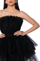 IT'S GIVING GLAM MAXI DRESS