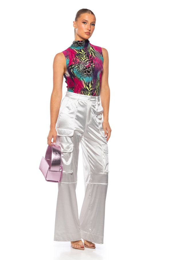 JULLIANNA TEXTURED CROP TOP