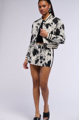 KICKBACK BROCADE MINI SKIRT
