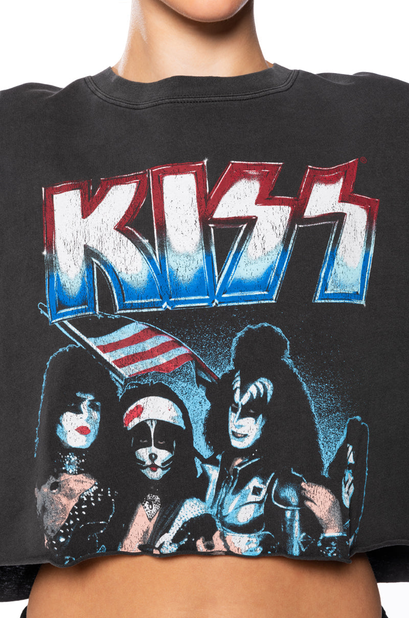 KISS STUDDED CROPPED BAND T SHIRT