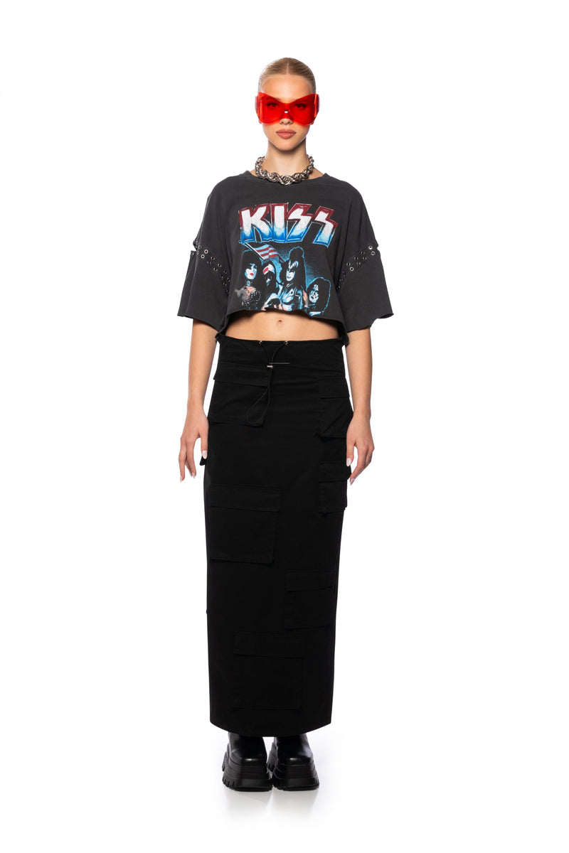 KISS STUDDED CROPPED BAND T SHIRT