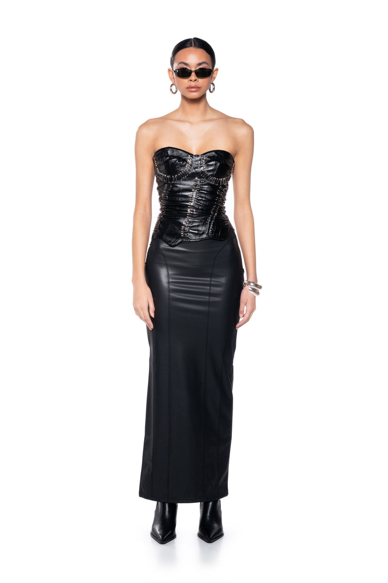 LADY LUXE SWEET HEART NECK CORSET TOP