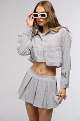 LEAVE IT BETTER BUTTON DOWN BLOUSE