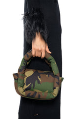 CAMO PUFFER BAG