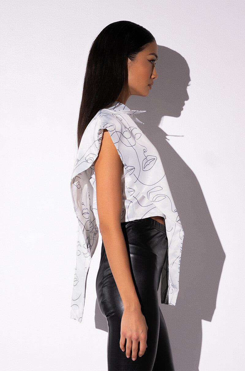 THE ONE AND ONLY TRIANGLE SHAPE BUTTONDOWN TOP