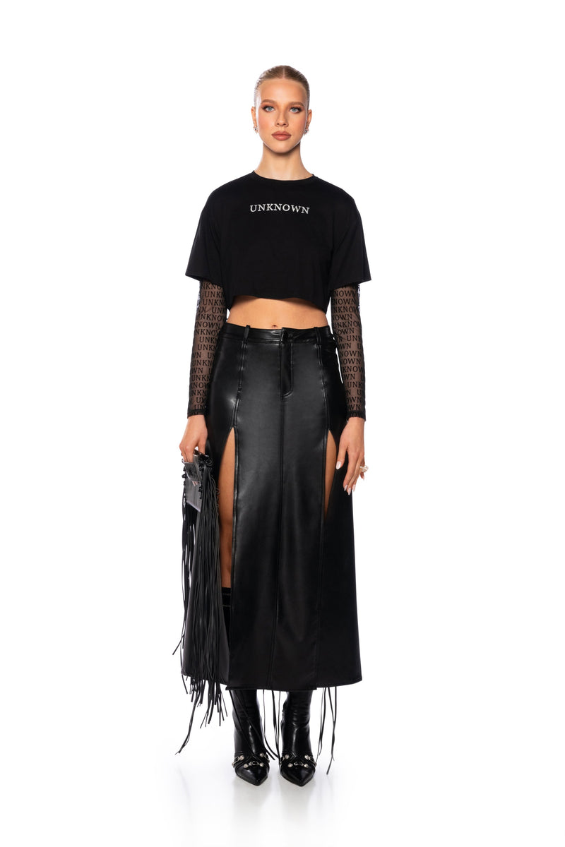 LOOKING FOR THE UNKNOWN LAYERED TEE