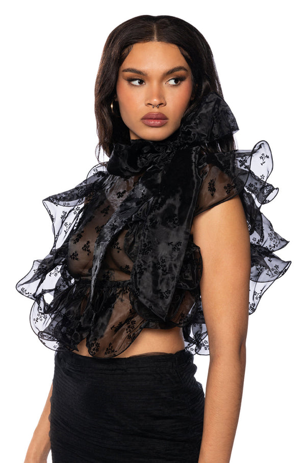 FLOUNCY RUFFLED TOP