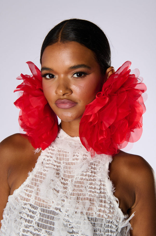 LOVE YOU STATEMENT FLOWER STUD EARRING IN RED