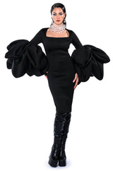 MADDI EXTREME SLEEVE MIDI DRESS