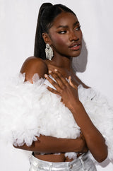 MAKING THE CUT 3D FLORAL CROP TOP IN WHITE
