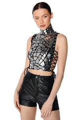 MIRRORED SIDE TIE MOCK NECK CROP TOP