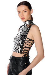 MIRRORED SIDE TIE MOCK NECK CROP TOP