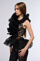 MISS FASHIONISTA SLEEVELESS LACE BLOUSE