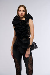 MISS FASHIONISTA SLEEVELESS LACE BLOUSE