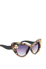 MORE THE BETTER SUNGLASSES