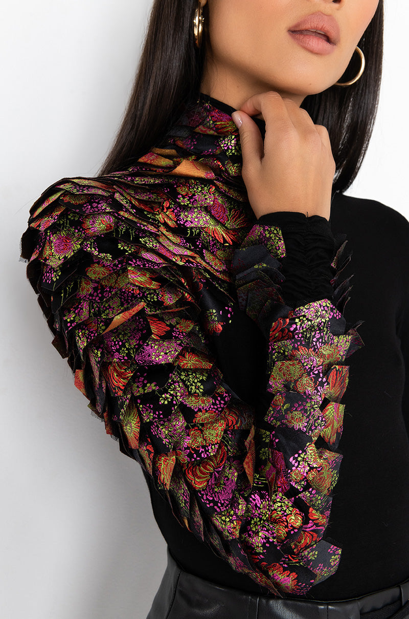 NASTASIA BROCADE SCALE TOP