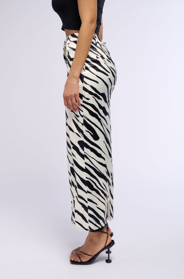 NERA SATIN PRINTED MAXI SKIRT