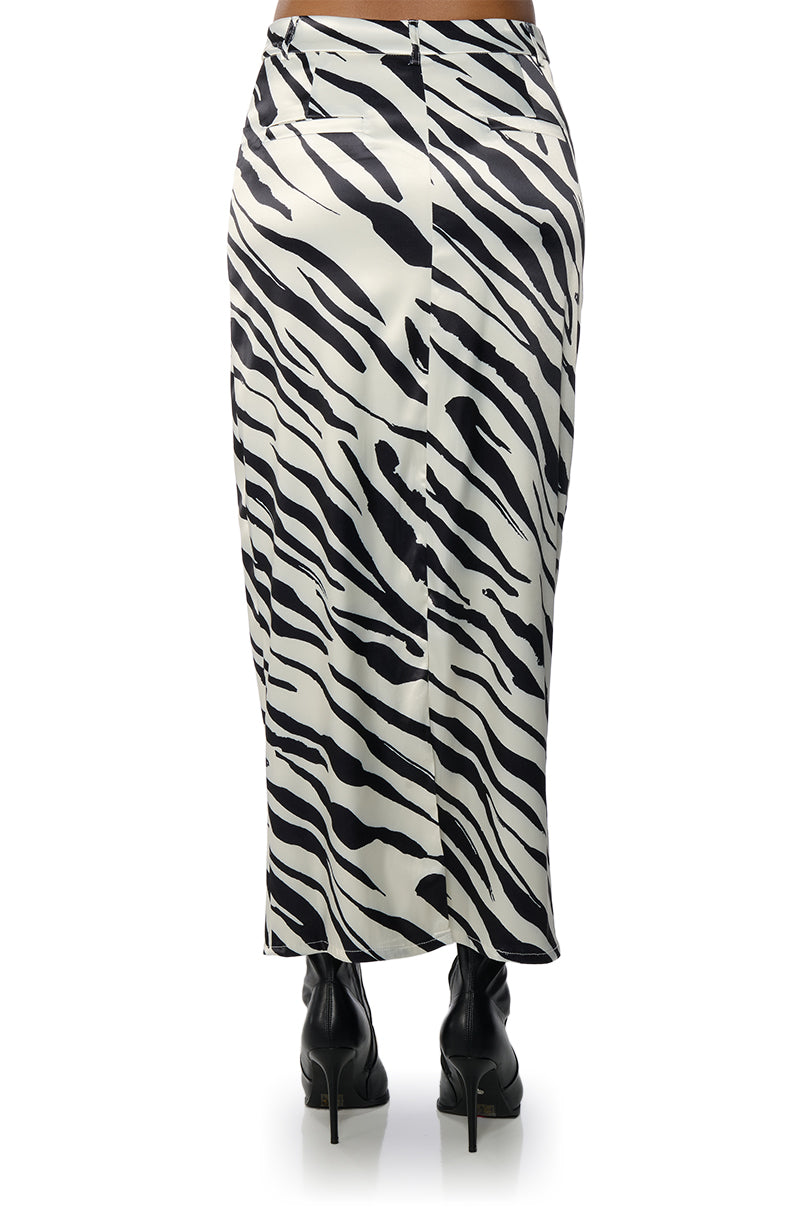 NERA SATIN PRINTED MAXI SKIRT