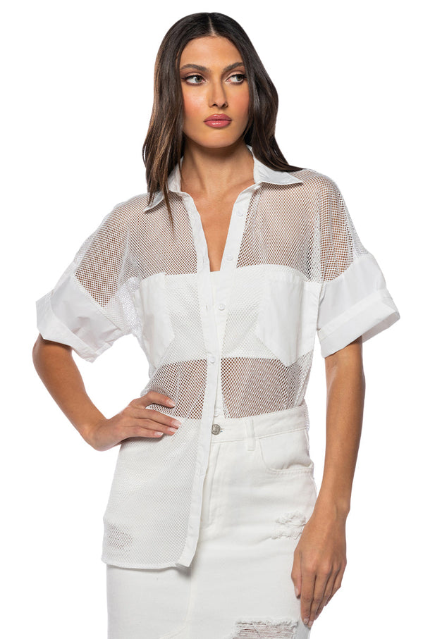 OVERSIZED MESH SHORT SLEEVE BUTTON DOWN IN WHITE