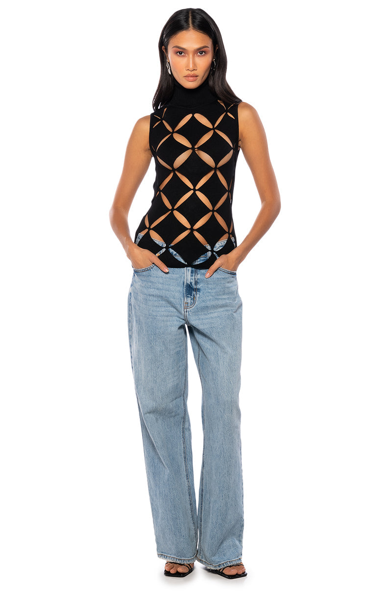 PARALLEL DIMENSION SLEEVELESS TURTLENECK