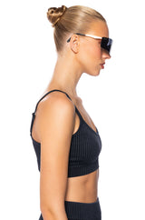PAXTON LANEY SCOOP NECK CROP